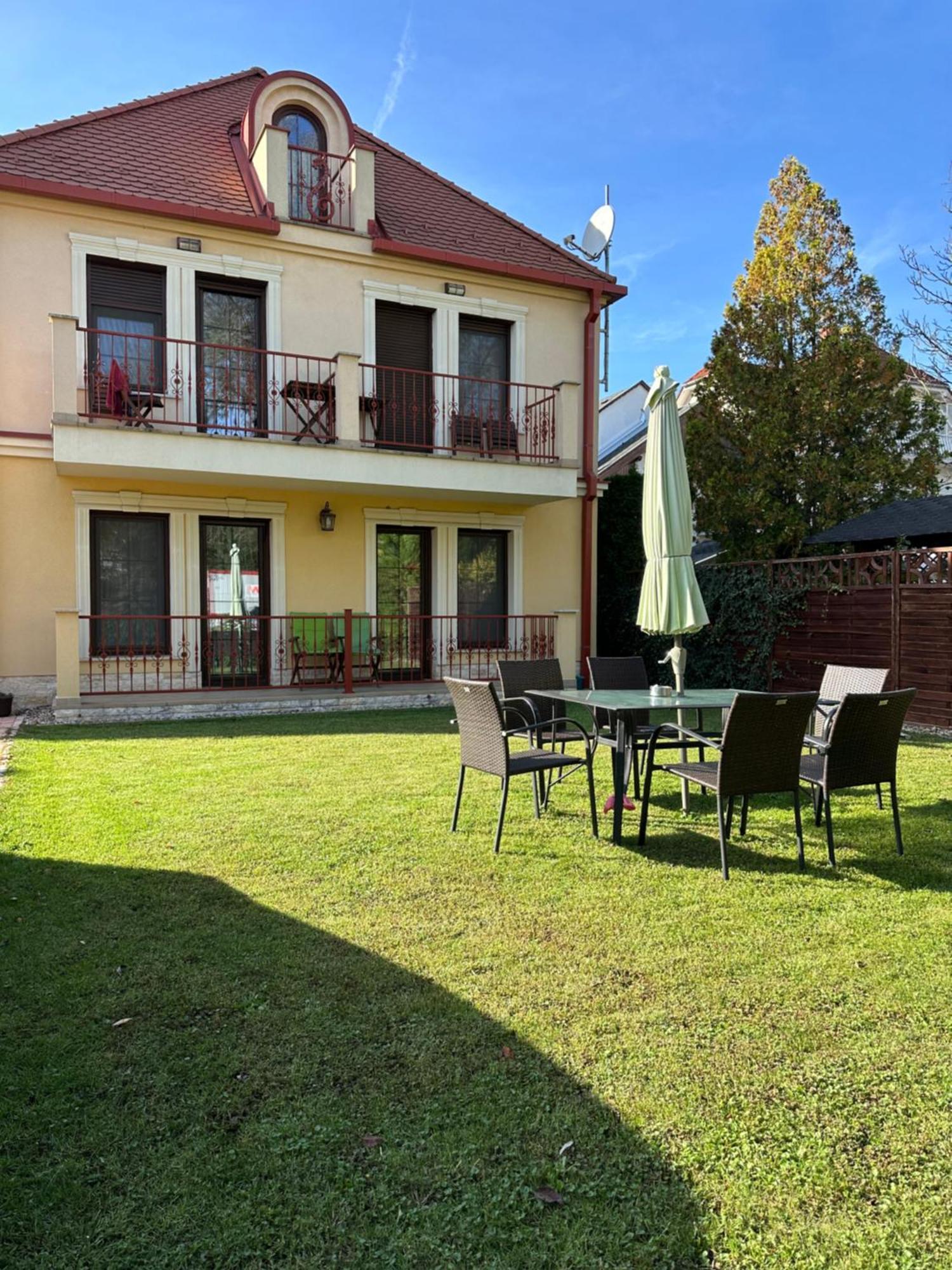 Szent Gyoergy Villa Apartmanhaz Хевиз Экстерьер фото